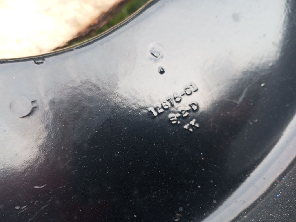 Dzwon mercuiser 4.3 osłona podpora sprzęgła silnika Volvo penta A2