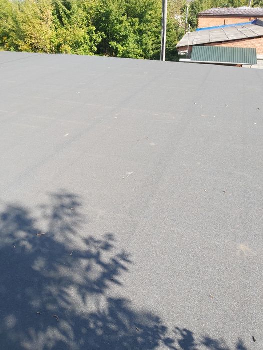 Продам два новых гаража