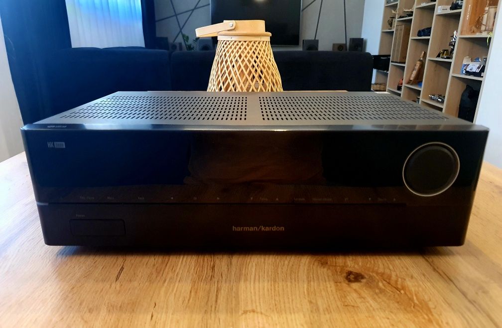 Harman Kardon HK3770  Amplituner Stereo 2x120W