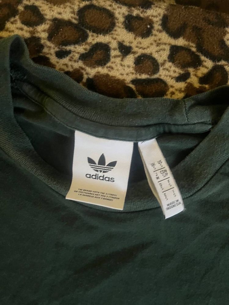 Оригінал Adidas Футболка розмір: S