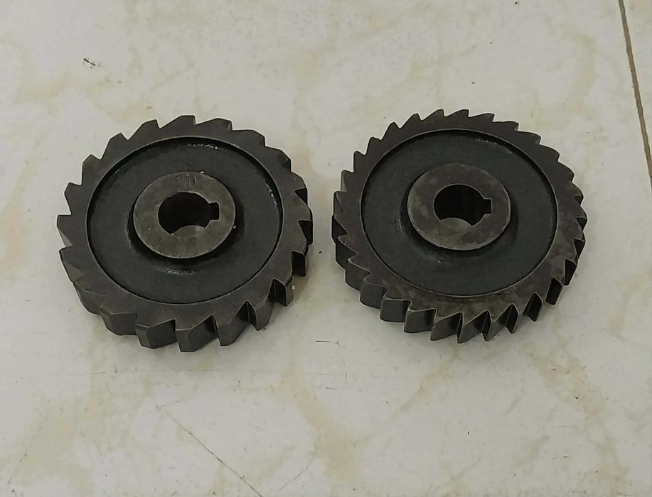 Antigo Par de Carretes (Industrial VINTAGE) em Ferro Fundido