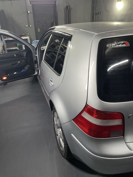 Автозвук Автосвет Шумоизоляция Сабвуферы Замена магнитол Камеры вида