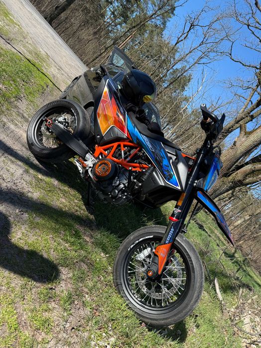 KTM 690 SMC-R 2020 rok