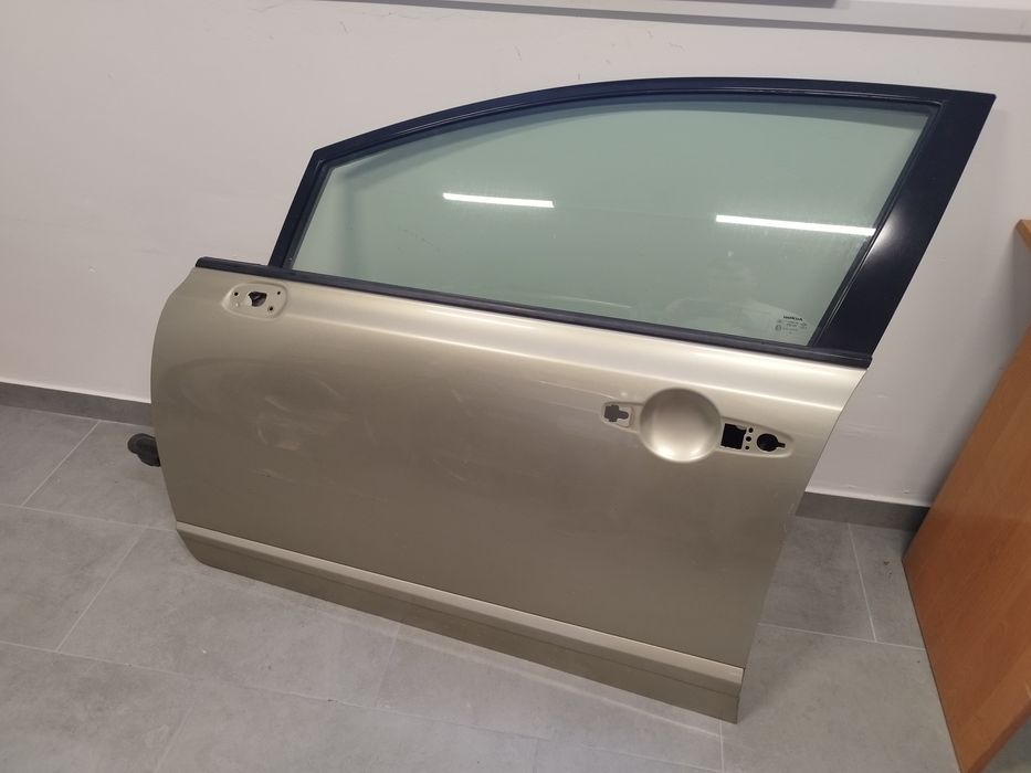 Drzwi lewy przód Honda Civic VIII Sedan FD7 YR-566M