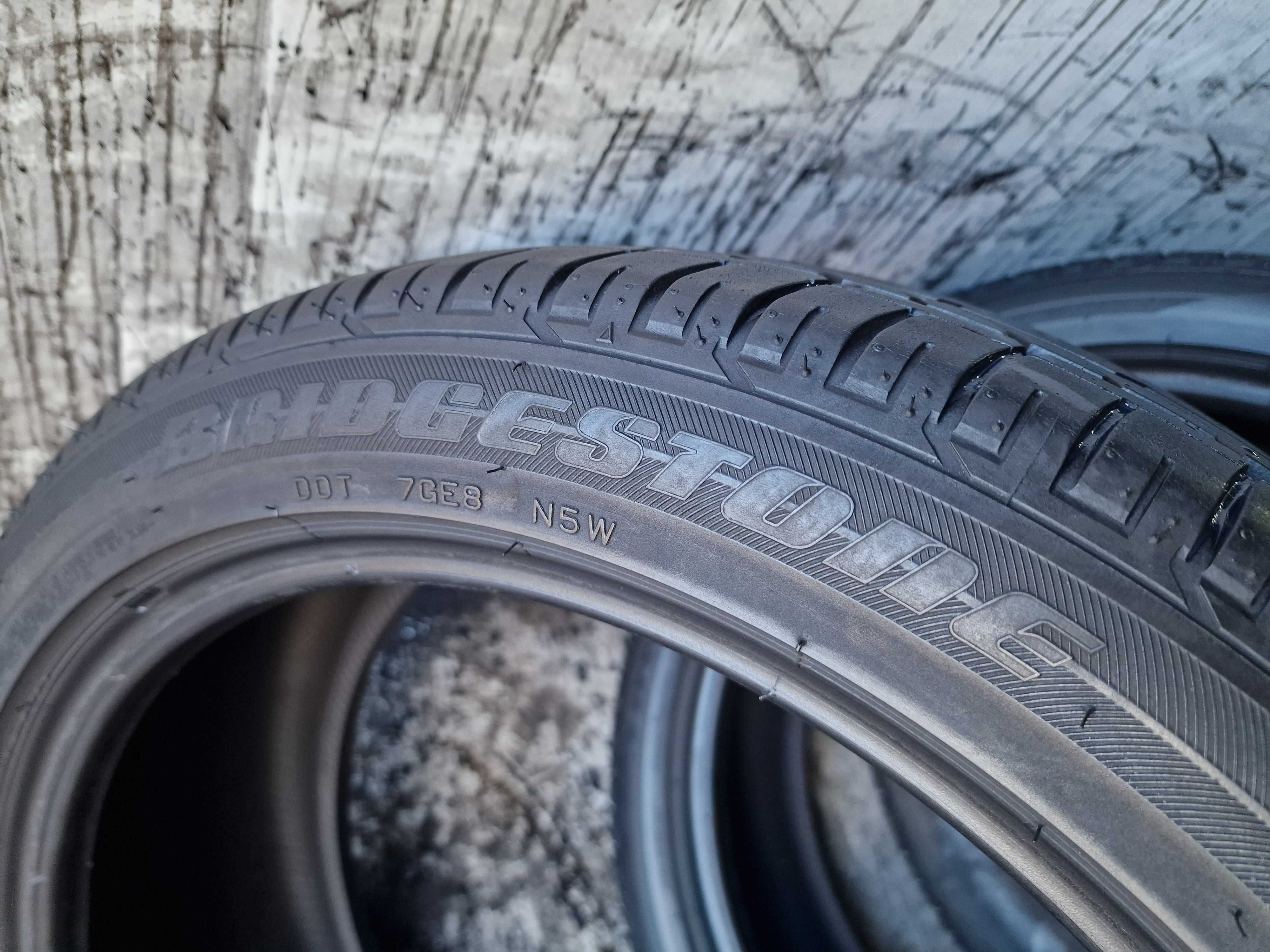 Sprzedam 2 opony 225/45 19" Bridgestone letnie 90%