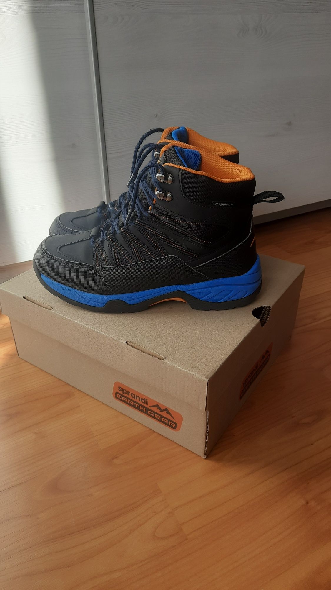 Buty zimowe chlopięce roz.39 wodoodporne