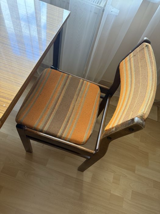 Szafa+regal+stol+krzesła +komoda