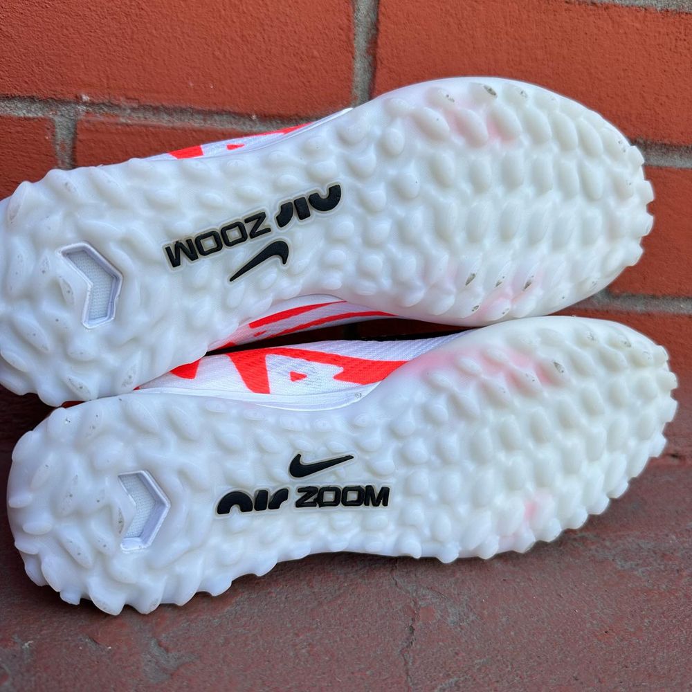 Сороконіжки Nike Air Zoom Vapor XV TF