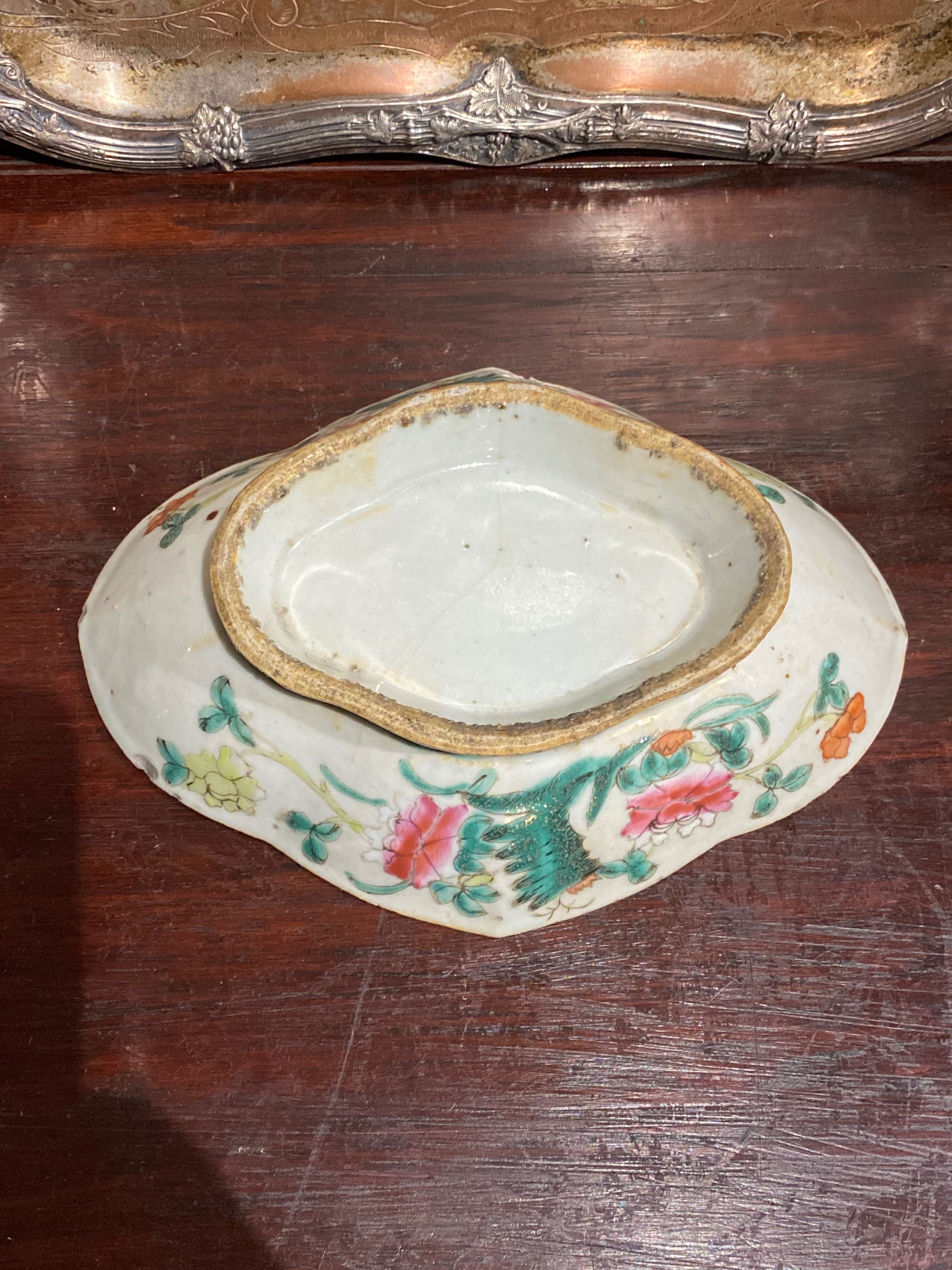 Taça Covilhete Porcelana Chinesa séc XIX Tongzhi 20,5 cm