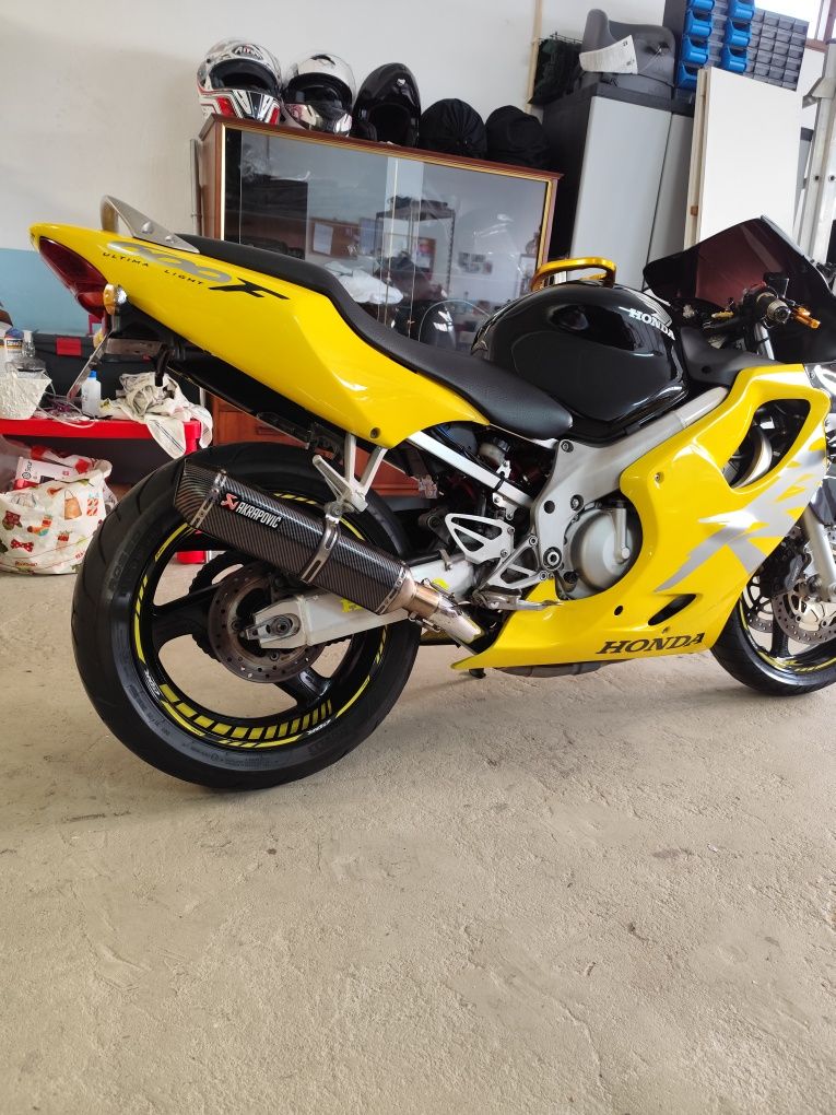 Honda CBR 600f4 (ler anúncio)