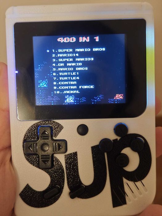 Consola com 400 jogos