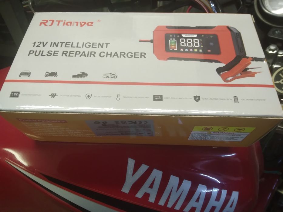 Імпульсний зарядний пристрій   6А 12 V