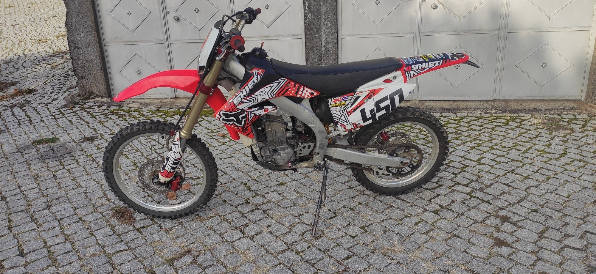 Crf 450 x matrícula