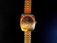 Часы Луч Золото Позолота механика 23 камня бочка СССР новые