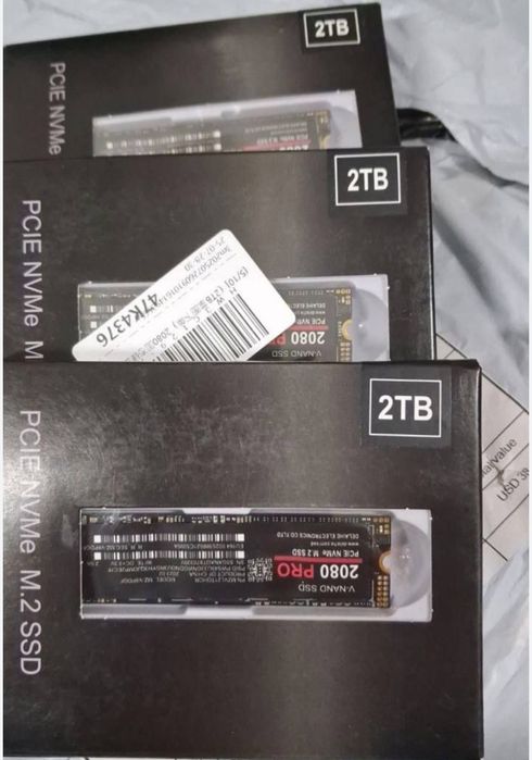 SSD M.2 NVMe та SATA (1-4TB)