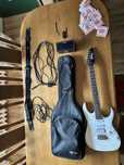 Gitara Elektryczna Ibanez Grg-140 WH + NUX MIGHTY AIR + dodatki