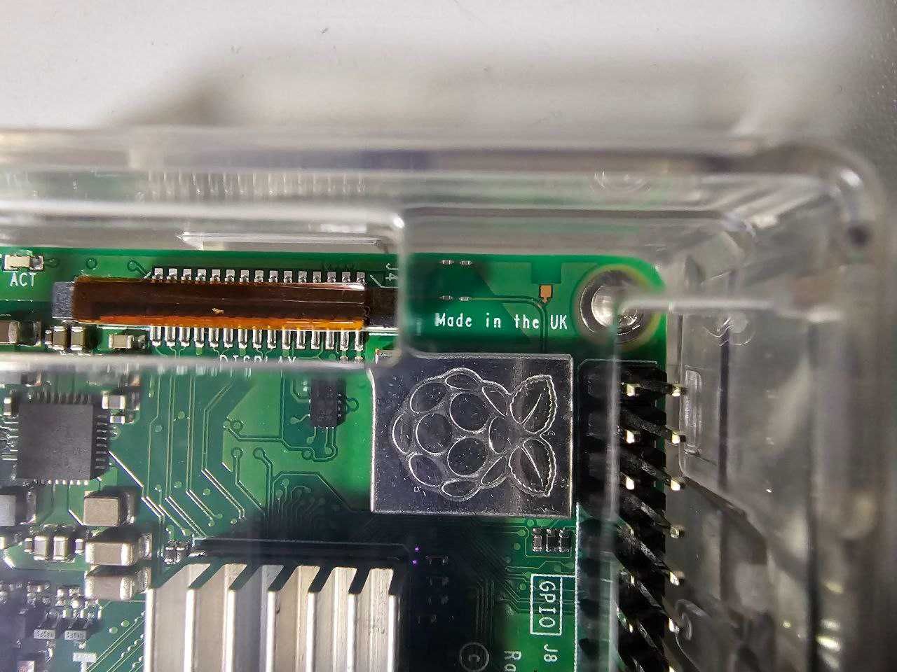 Мікрокомп'ютер Raspberry Pi 3 Model B+ (комплект)