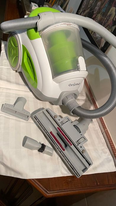 Aspirador com muito pouco uso Orima
