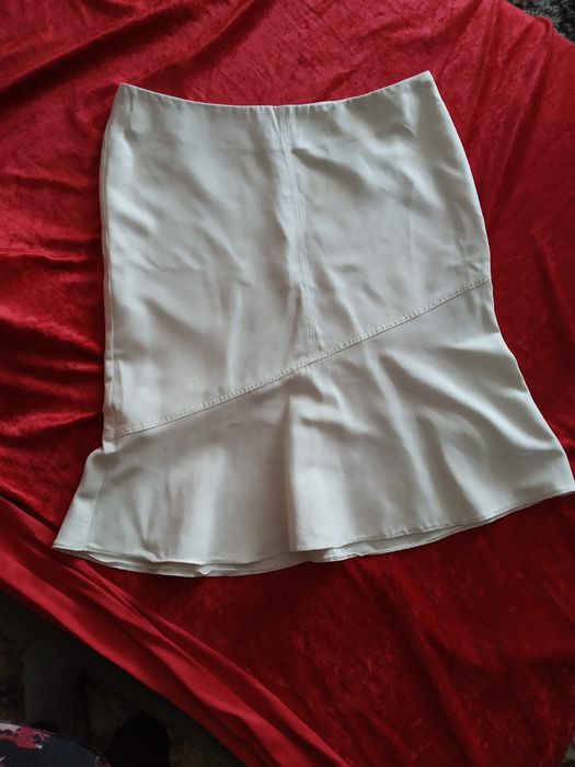 Spódniczka L midi