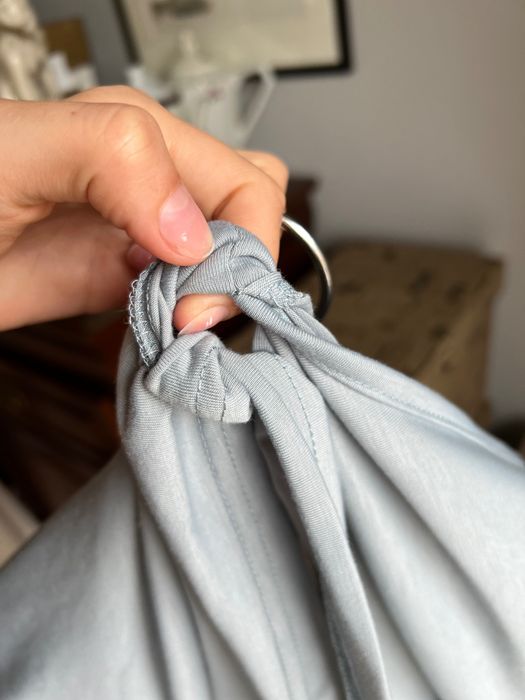 Szary top plażowy z długimi rękawami i ozdobnym przodem South Beach