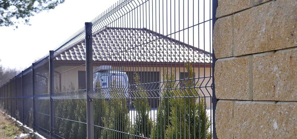 Секційний металевий паркан, секційна огорожа, листи габіони, стовпи