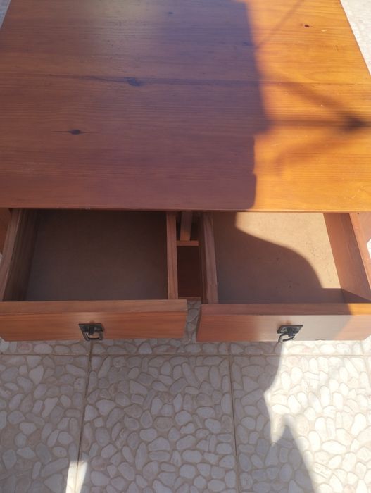 Mesa pequena para sala 40€ pagamento em dinheiro
