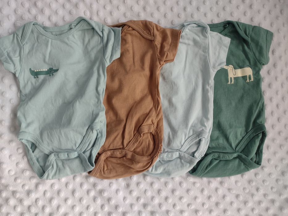 Zestaw 8 chłopięcych body Sinsay 56