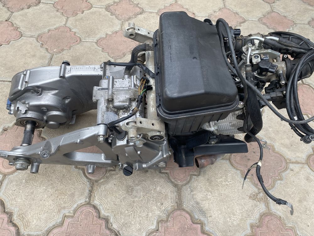 Мотор двигатель Suzuki Burgman Skywave 400cc 2007-2016 год