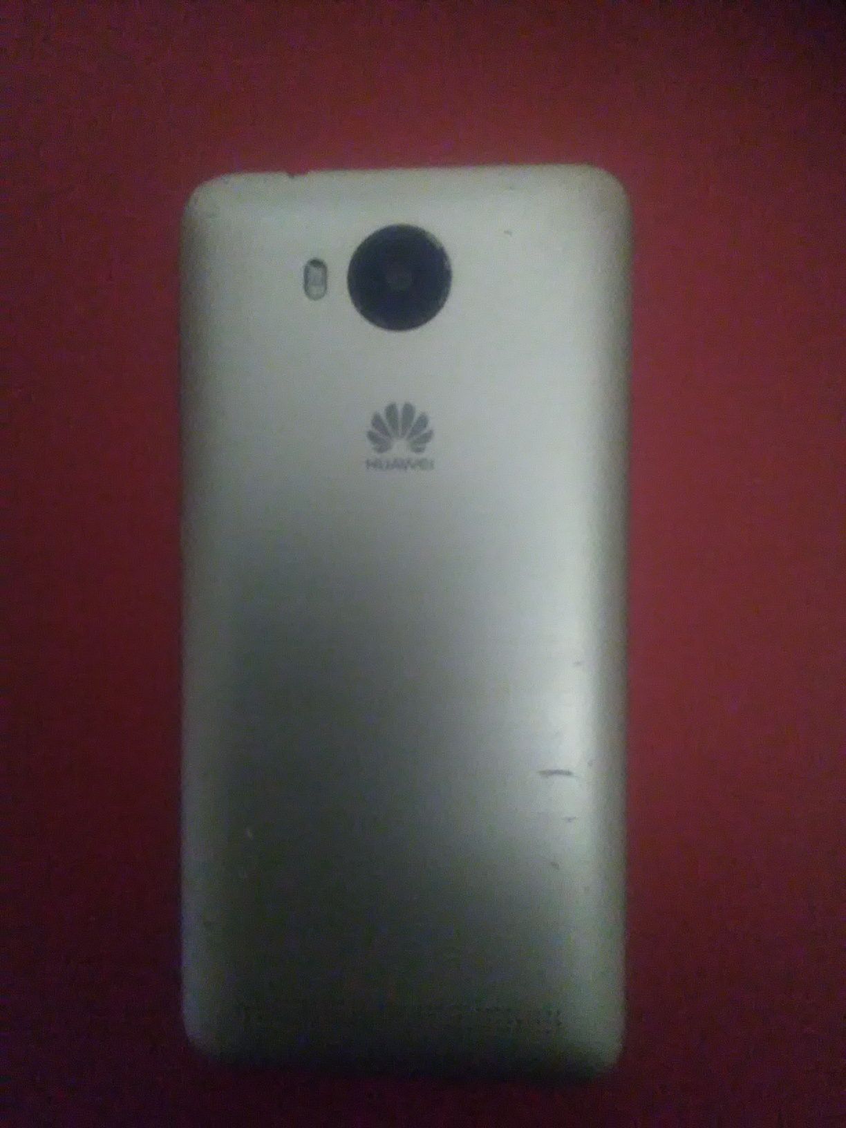 Продам телефон Huawei