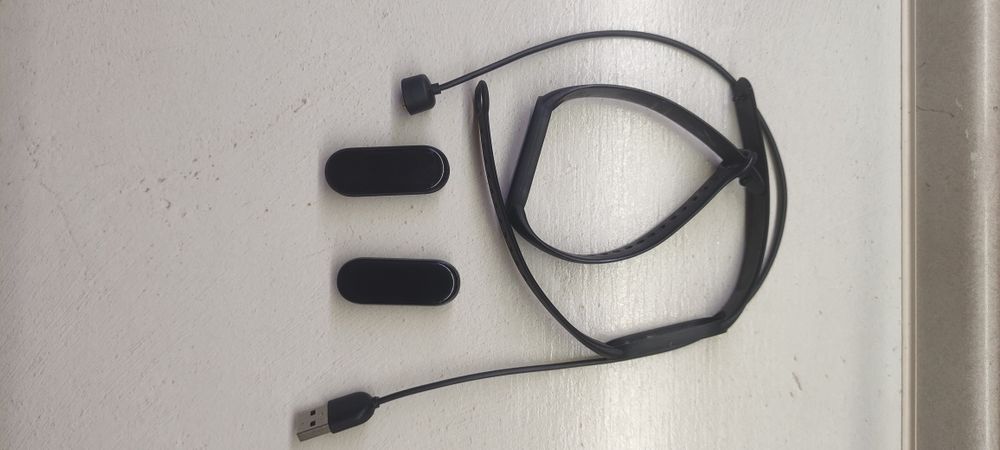 Часы Xiaomi Mi Band