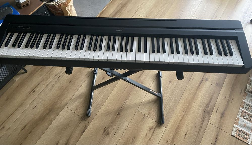 Pianino Yamaha P45