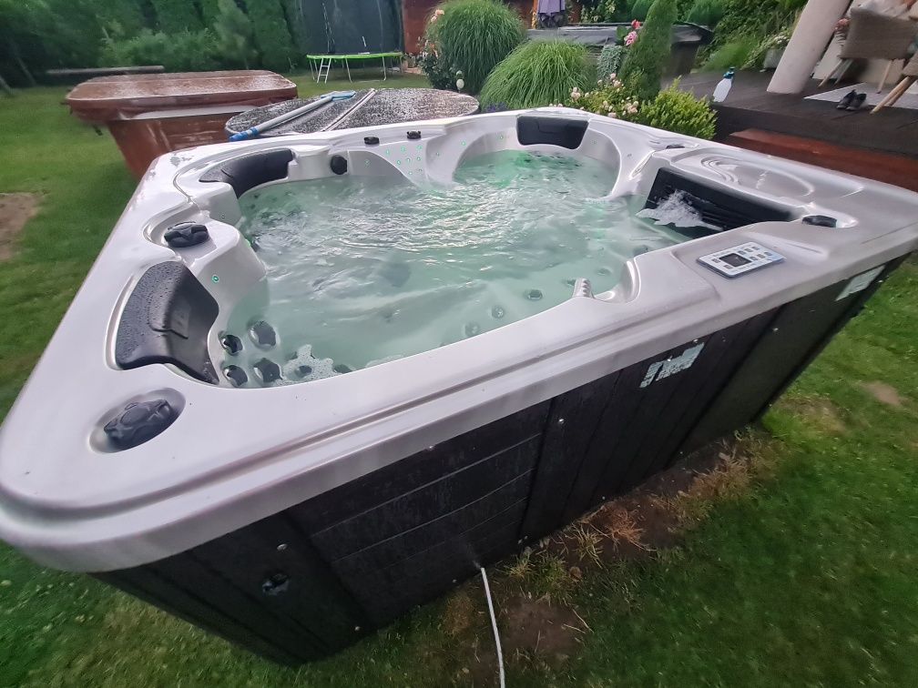 Jacuzzi SPA, wanna z hydromasażem, Balboa, Balia, Wrocław