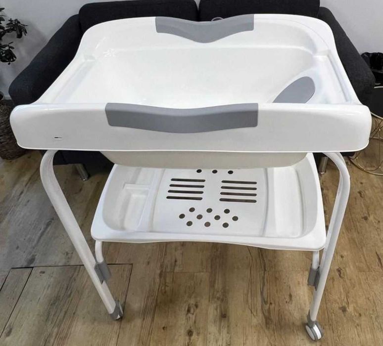 Vendo Banheira e trocador para Bebé