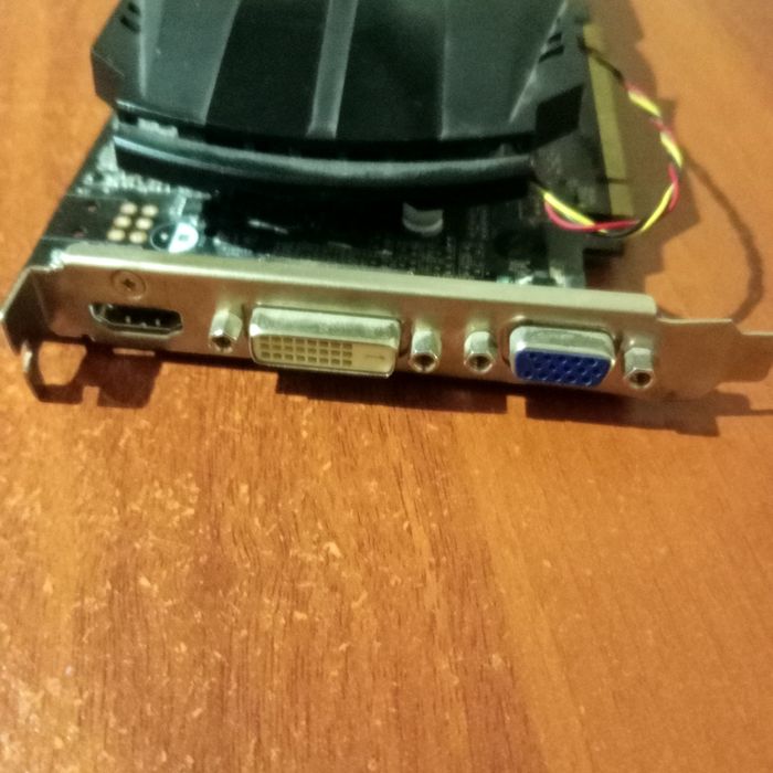 Видеокарта GTX 750 1 GB