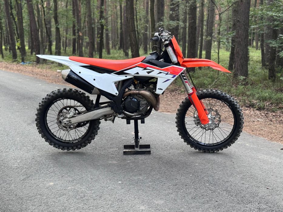 Ktm sxf rok 2023 cc 450