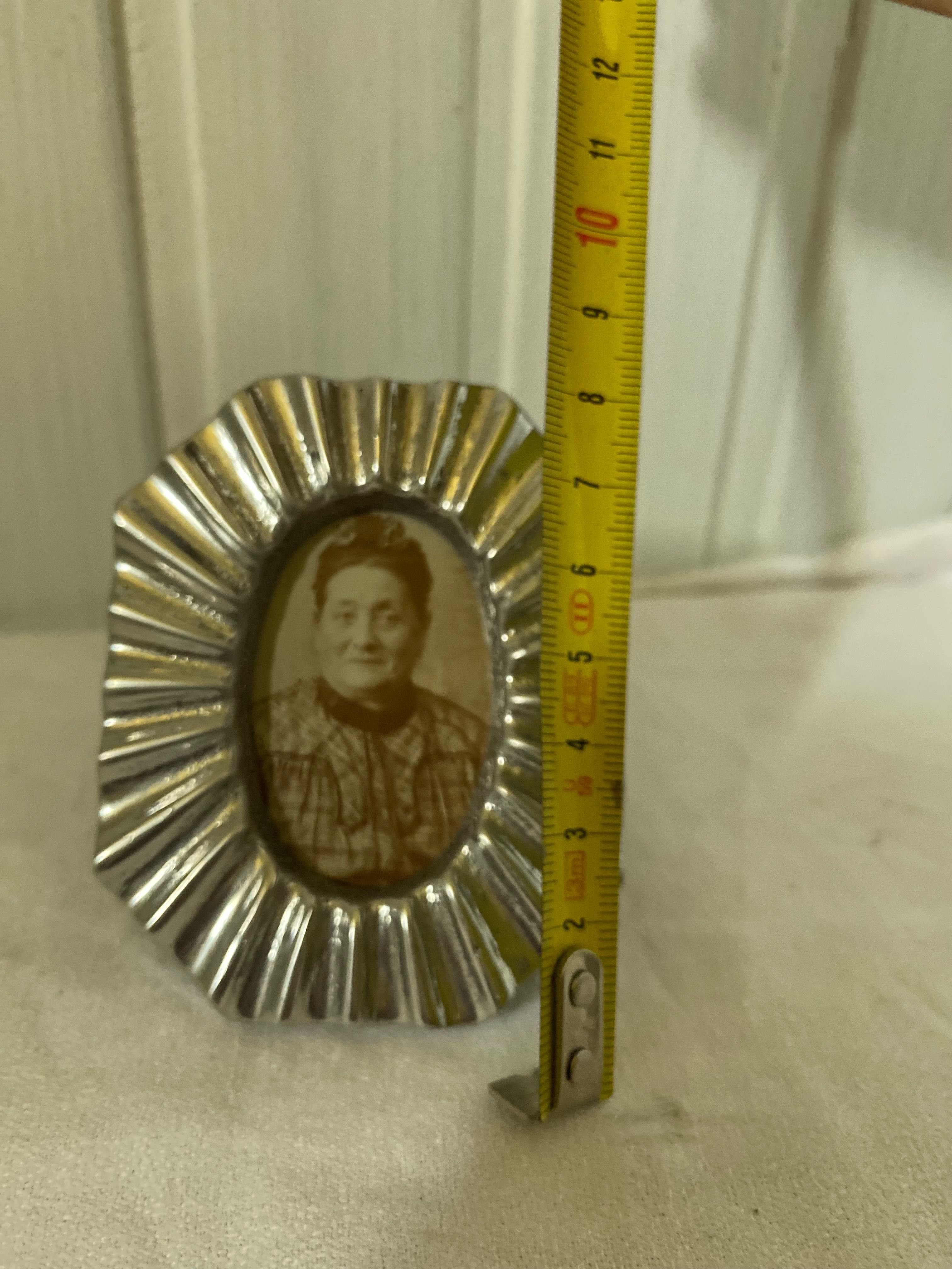 Moldura miniatura antiga