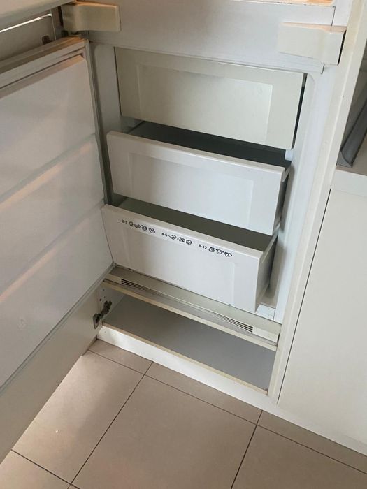 Lodowka Whirlpool  IKEA pod zabudowe