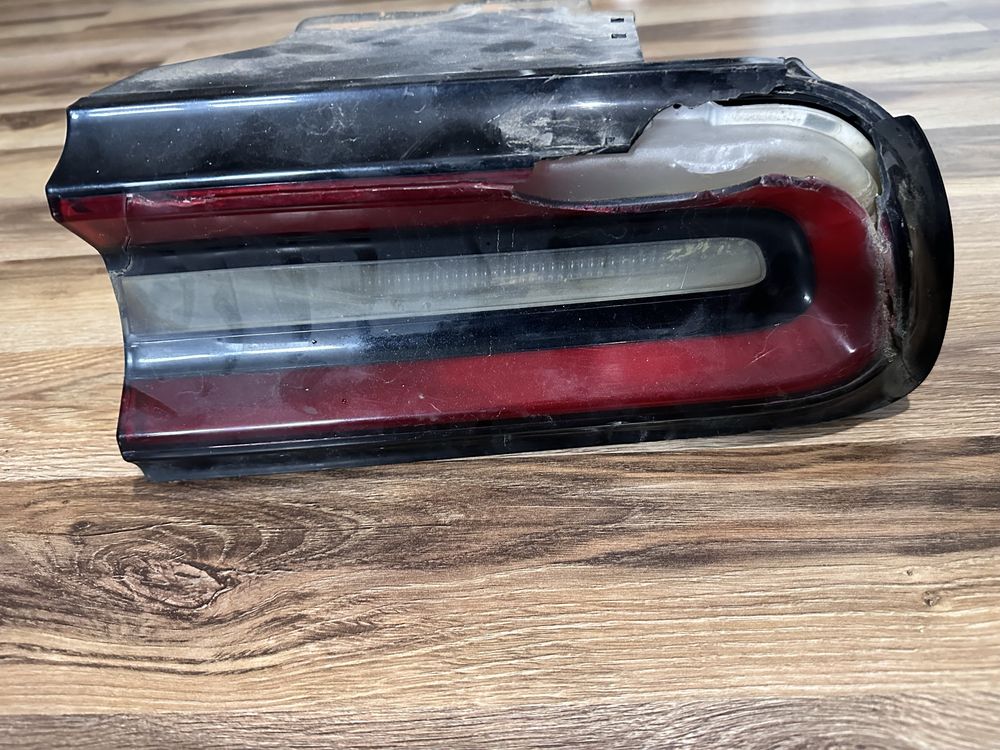 Lampa Dodge Challenger tył