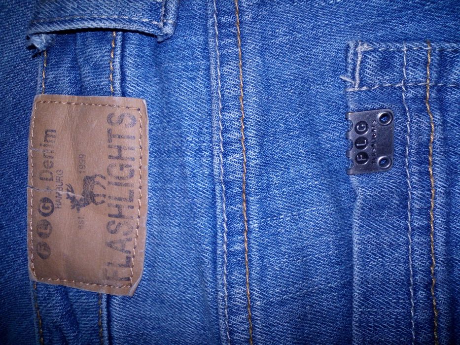 Spodnie jeansowe młodzieżowe roz.32