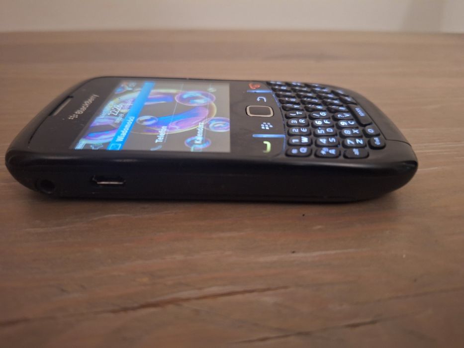 Blackberry 8250.
