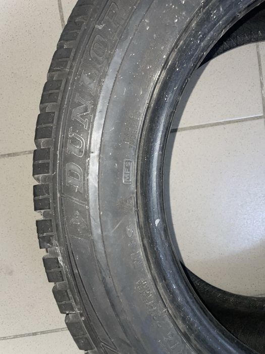 Зимова гума DUNLOP 225/55/R16 (99H M+S), в наявності 1 шина (під запас