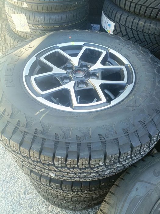 Koła aluminiowe jeep Wrangler 255/75/17 nexen 5x127