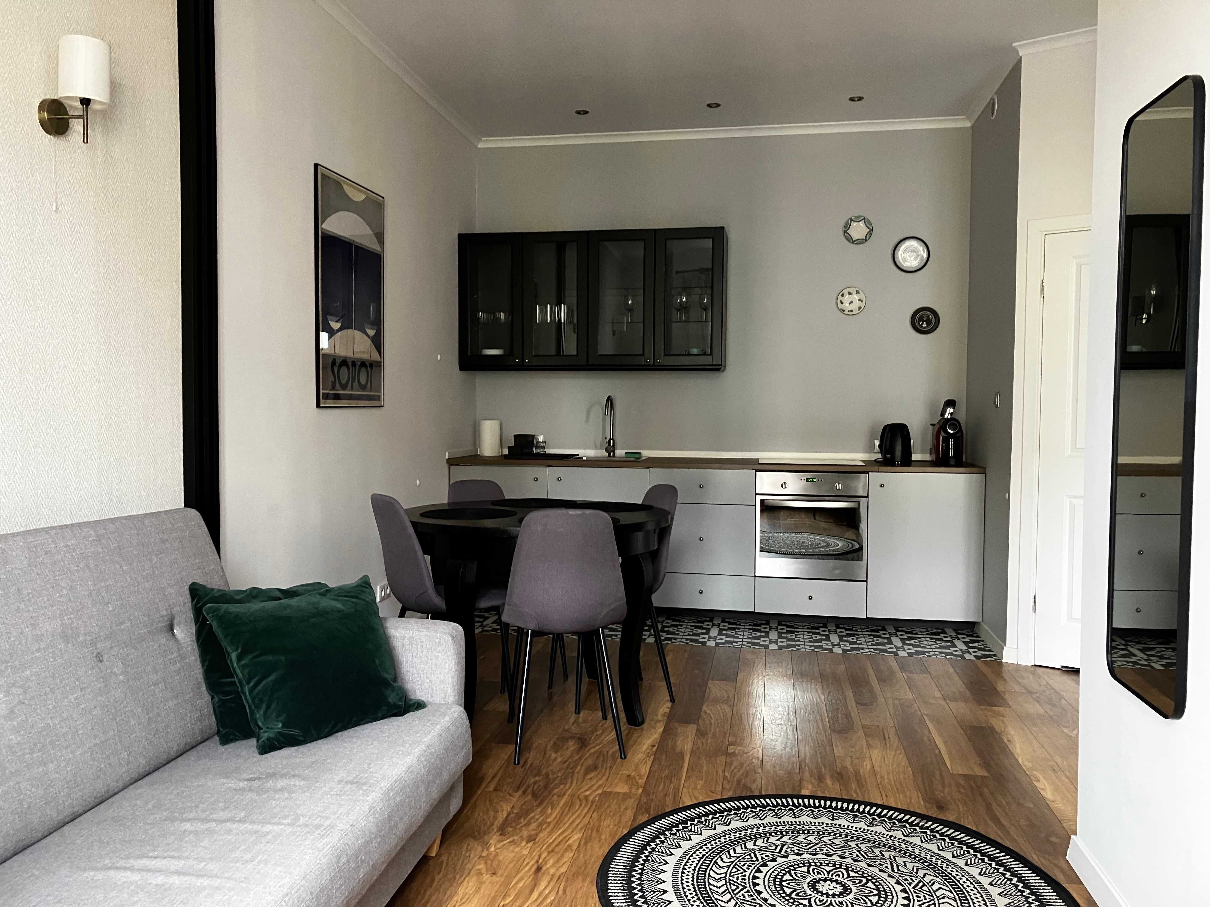 | CENTRUM Sopotu | 200m Monciak | 10min molo | apartament do 4 os. |