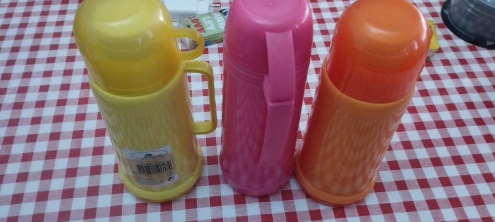 3 garrafas termos novas