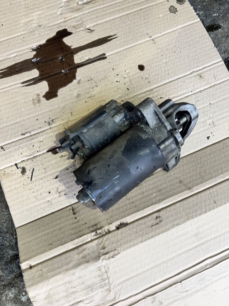 Rozrusznik silnika 3.0 ASN automat Audi A6 C5, A4 B6 B7