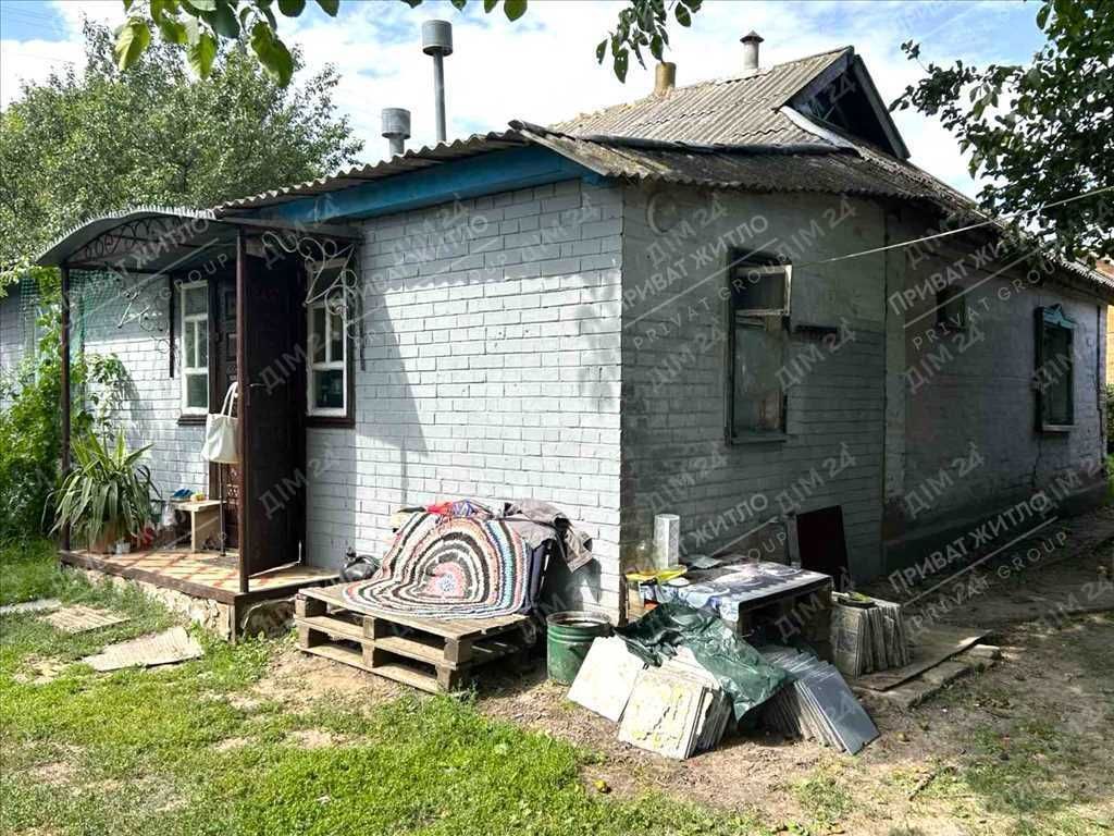 Затишний будинок з ремонтом у центрі Диканьки