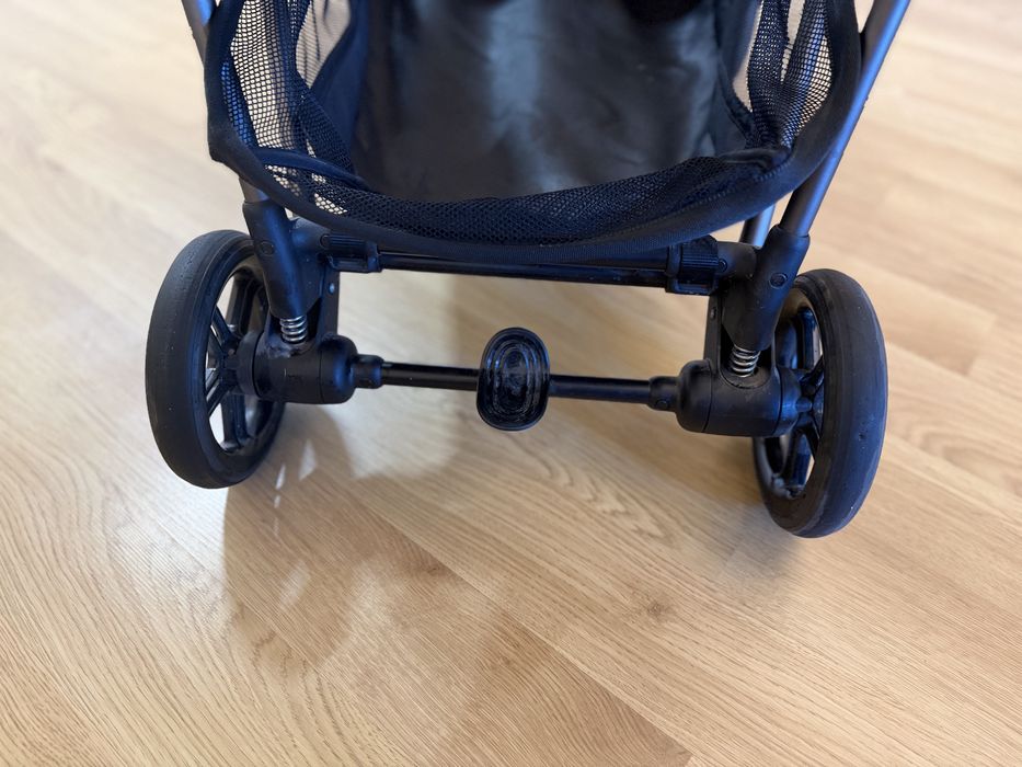 Продам коляску cybex