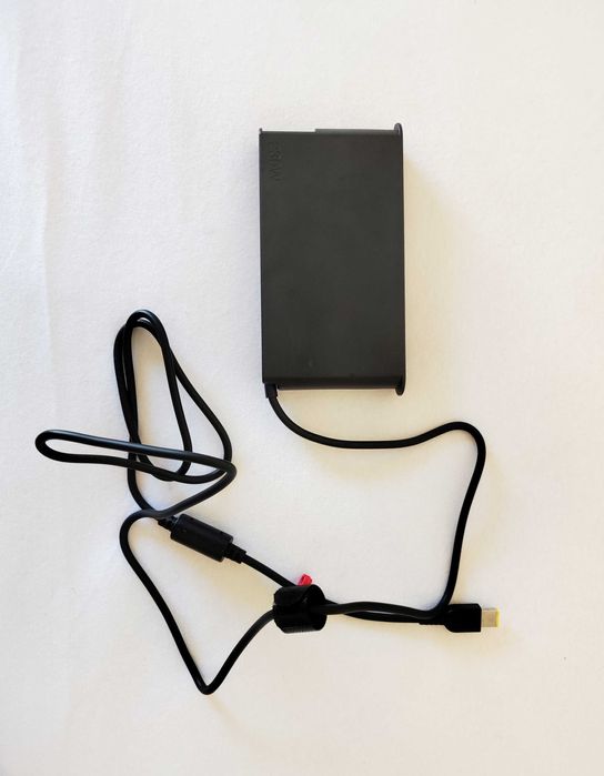 Carregador Lenovo 230 W / fonte de alimentação 230 W