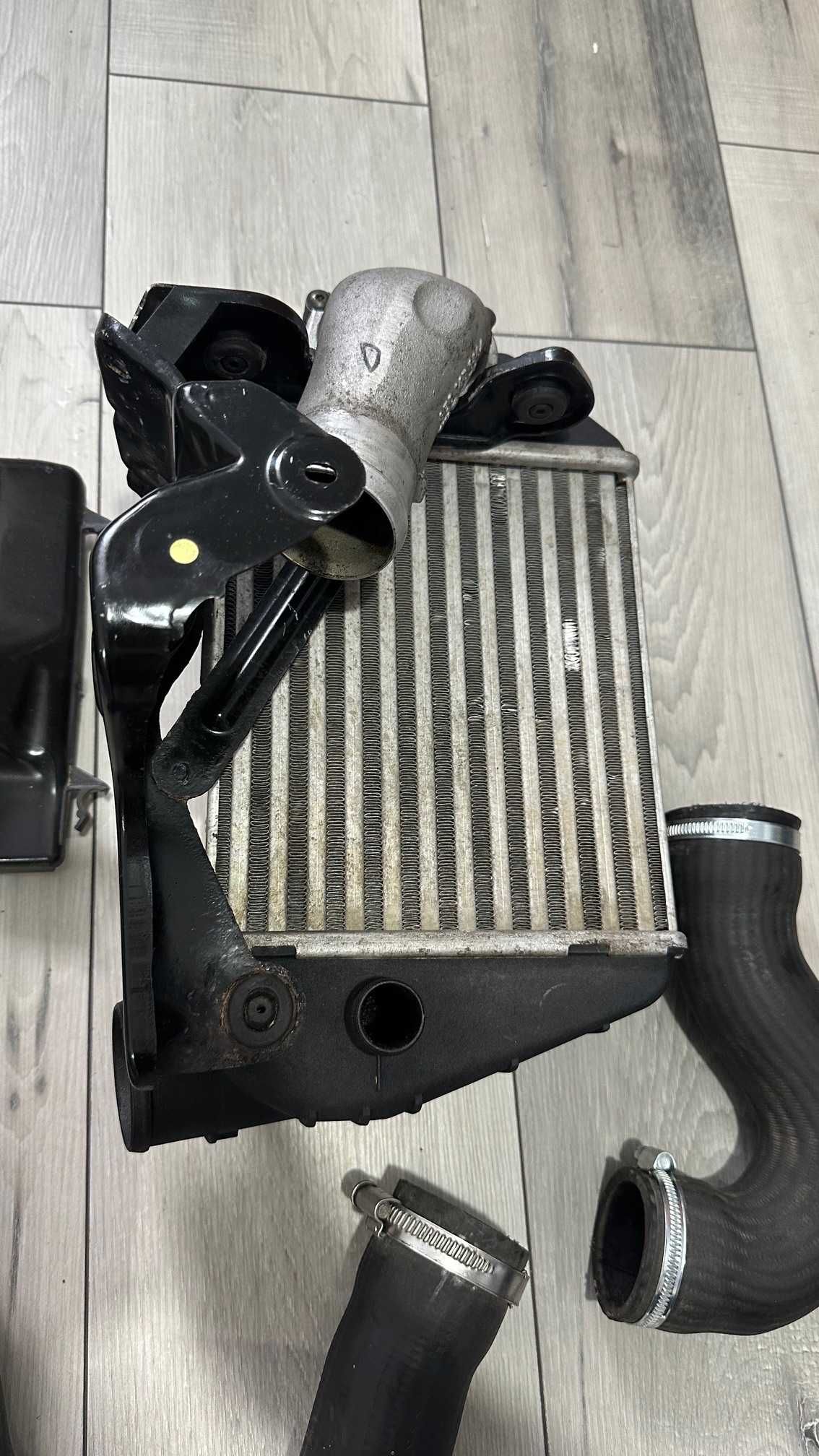 AUDI A4 B6 B7 INTERCOOLER BEX Prawy Chłodnica 1.8T 8E0145.804