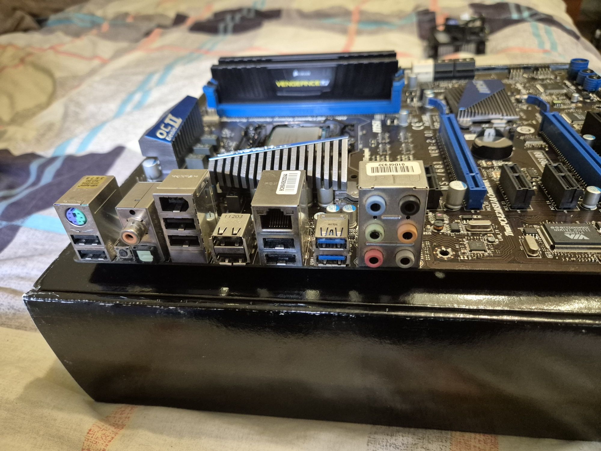 Комплект мат.плата P67A-GD55 (B3) + i3 3240 + кулер та DDR3 8g 1600мГц
